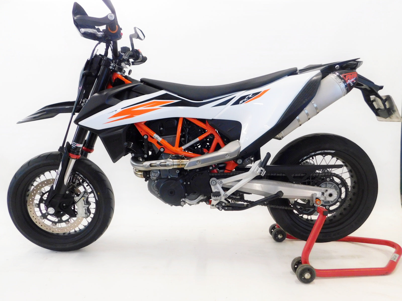 IXRACE BC3077SC DESERT Stainless Steel Exhaust for KTM 690 SMC / Enduro R 19-24 IXRACE BC3077SC DESERT Stainless Steel Exhaust for KTM 690 SMC / Enduro R 19-24