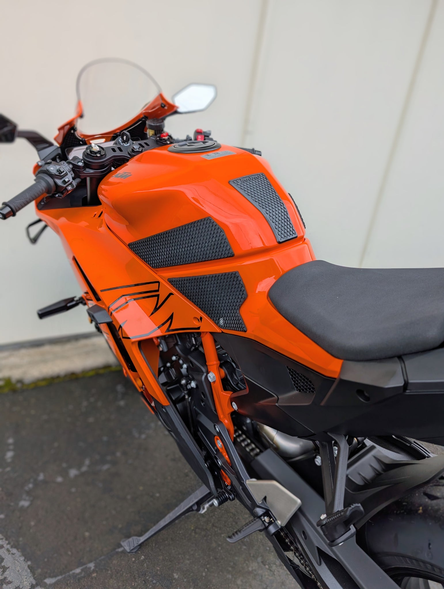 Tech Pec Tech Spec Gripster 990 RCR – Gray Area KTM